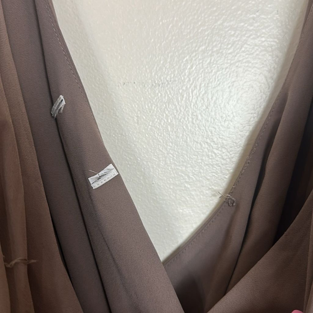 Aritzia Babaton Maximillian Wide Leg V-Neck Culotte Jumpsuit in Taupe - Picture 7 of 12